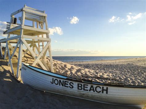 Top 11 things do in Jones Beach, Long Island.